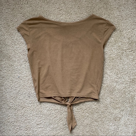 Suede Tie Front Cropped Top - Picture 4 of 4